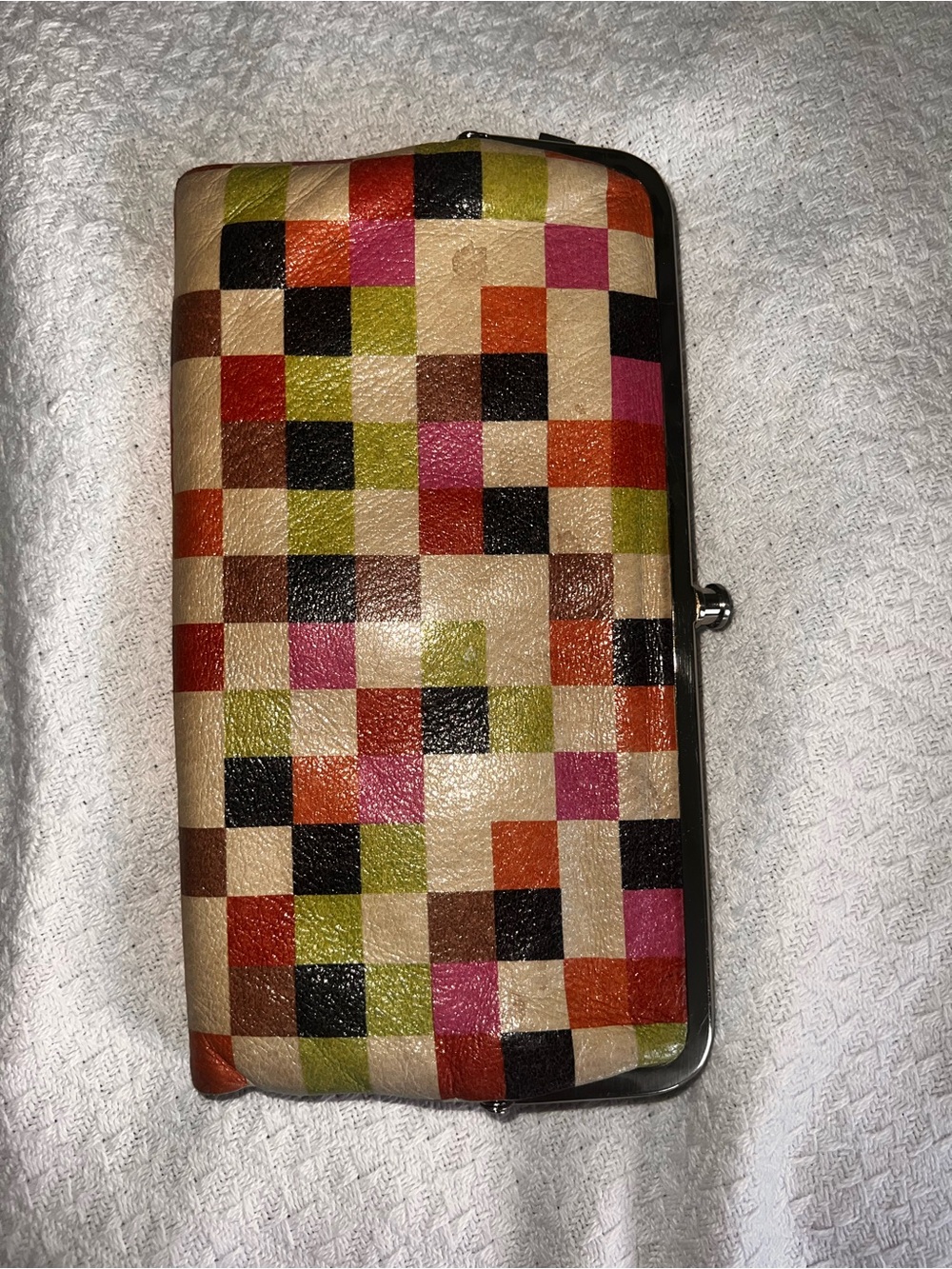 Hobo Color Block Wallet - Picture 2 of 4